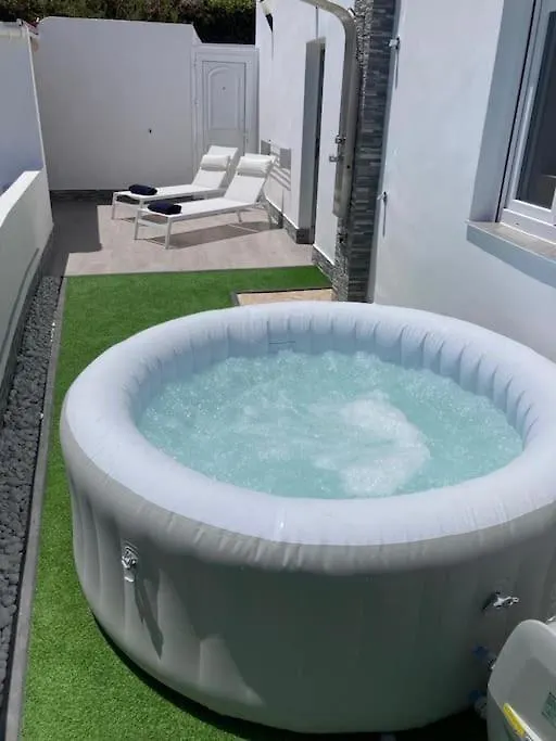 Apartamento Bryson Home San Juan del Reparo España